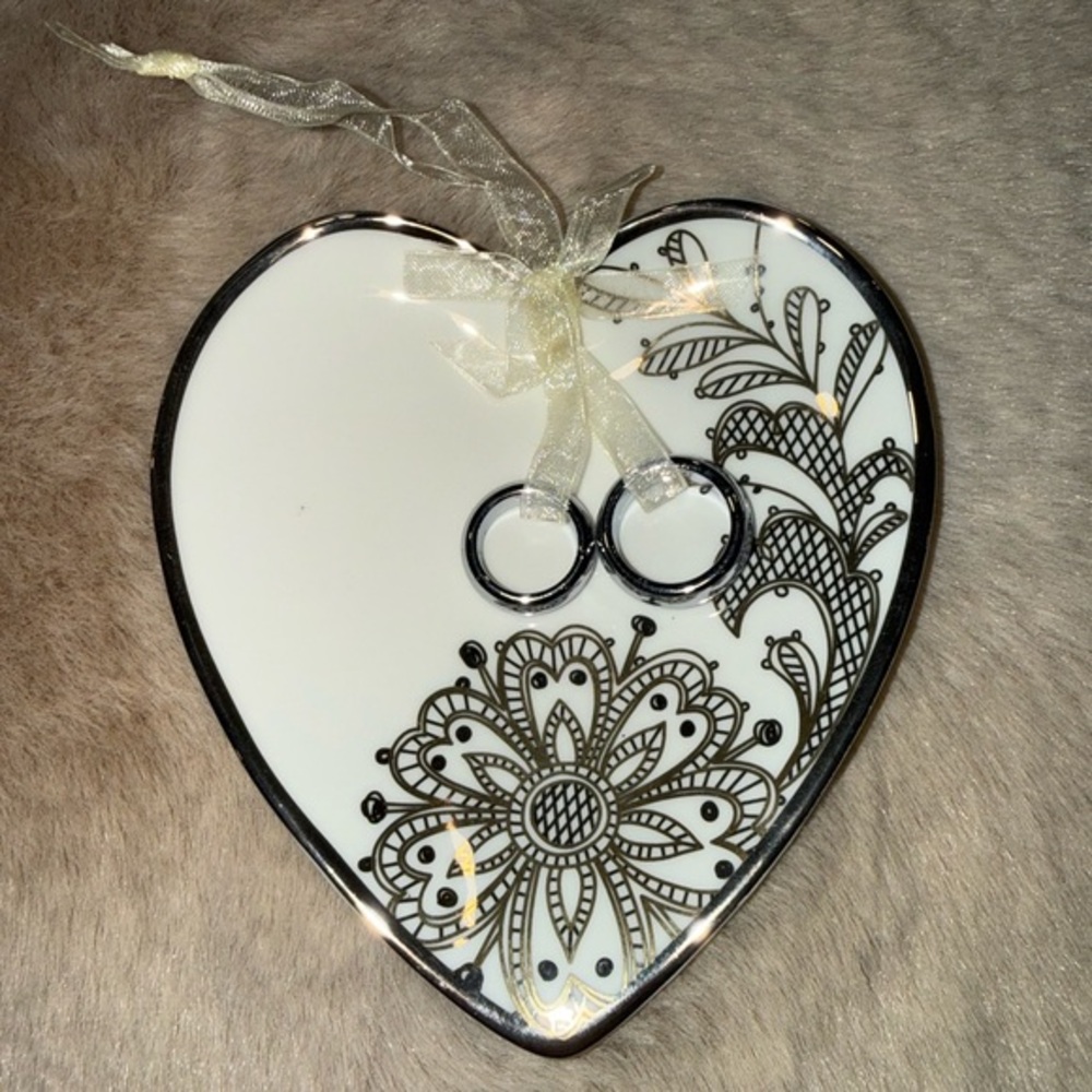 Hallmark Heart Wedding Ring Holder Christmas Ornament